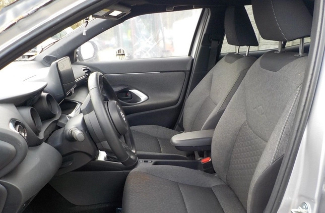 Toyota Yaris Cross cena 39900 przebieg: 28644, rok produkcji 2022 z Kleczew małe 326